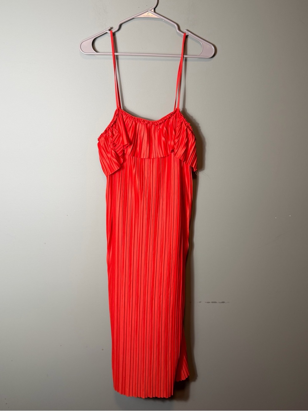 Zara Women’s Pleated Spaghetti Strap Midi Dress in‎ Bright Coral/Orange Large